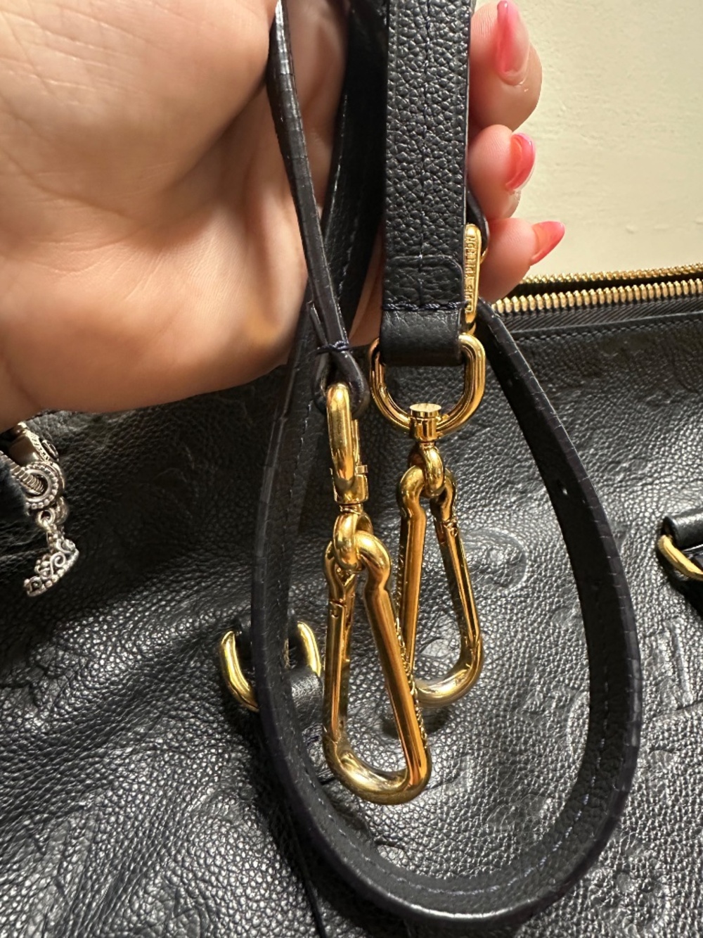 Louis Vuitton monogram lumineuse PM - Picture 9 of 11